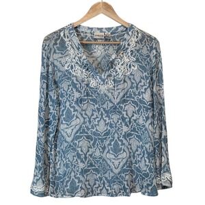 Chicos Blue Bohemian Silk Top Womens Medium Embroidered Resort Coastal Relaxed